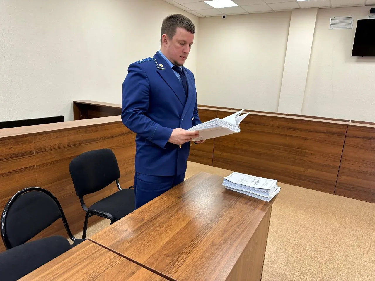 В Новом Уренгое вынесен приговор о покушении на незаконный сбыт наркотических средств группой лиц по предварительному сговору в особо крупном размере