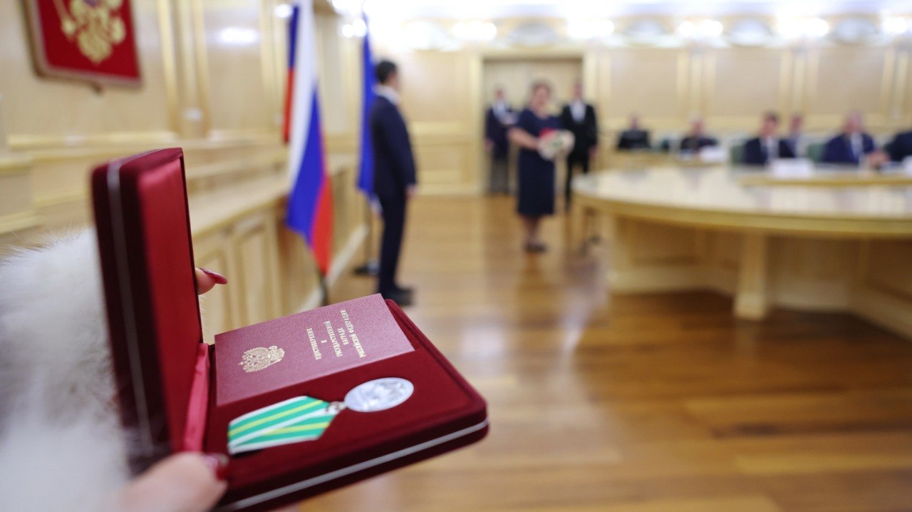 Президентские награды едут на Ямал