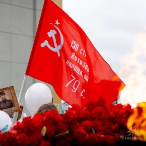 Сохранили самые трогательные и важные моменты Дня Победы в одном альбоме
