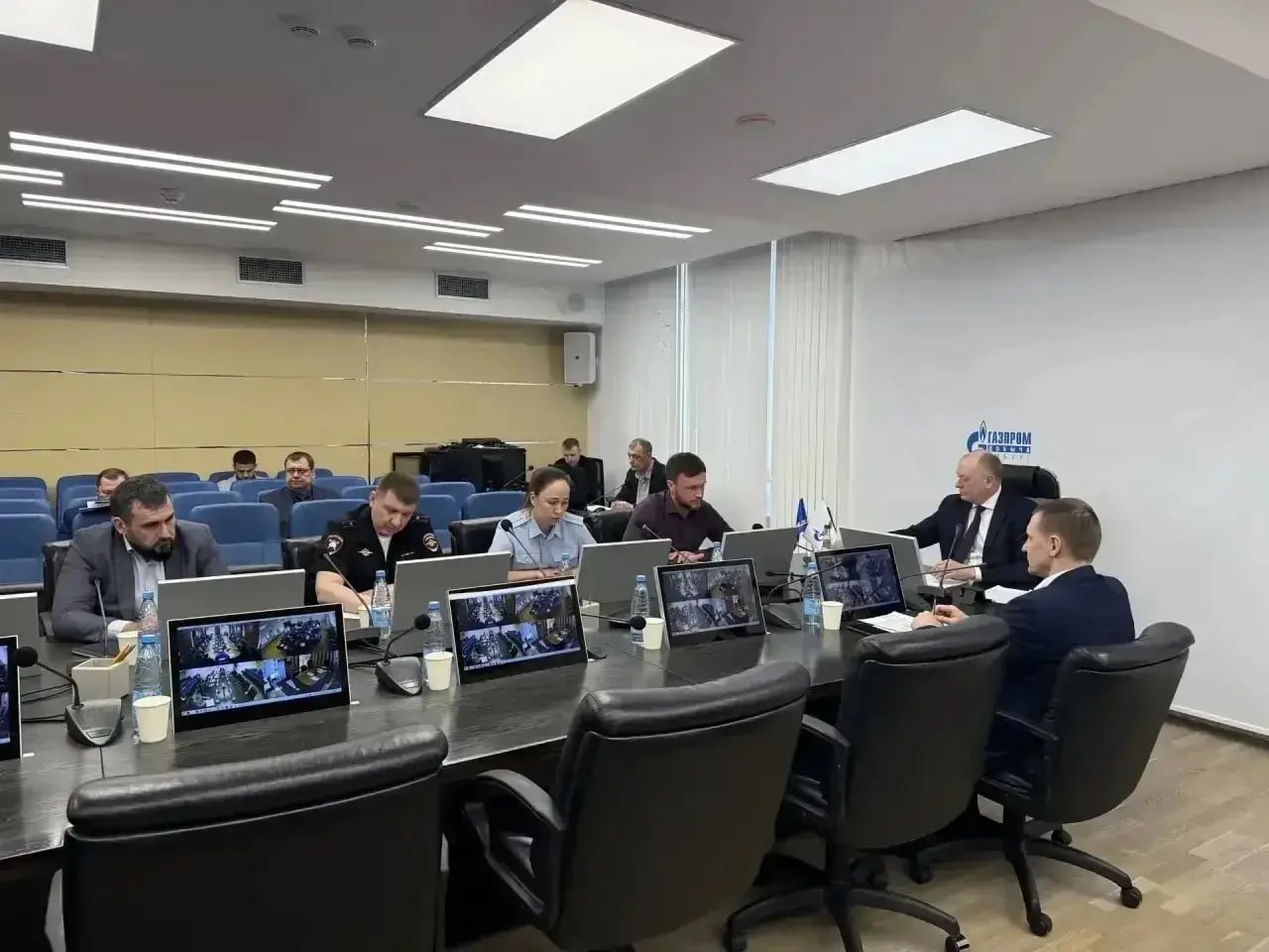 В Новом Уренгое сотрудники Госавтоинспекции провели встречу с представителями ПАО «Газпром добыча Ямбург»