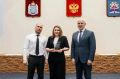 Алексей Романов: Сегодня, в Международный день семьи, передал более 200 благодарственных писем Губернатора Ямала