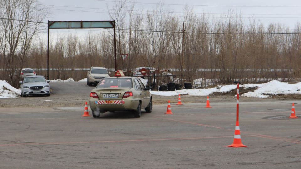 В Тарко-Сале прошёл районный этап конкурса по автомногоборью В Тарко-Сале прошёл районный этап конкурса по автомногоборью