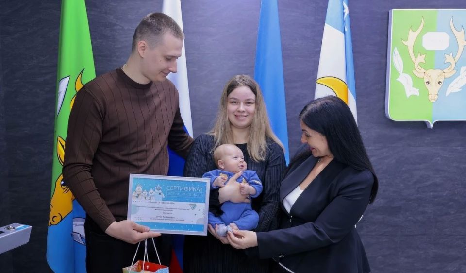 Шесть молодых семей Приуралья получили сертификаты на региональный жилищный капитал