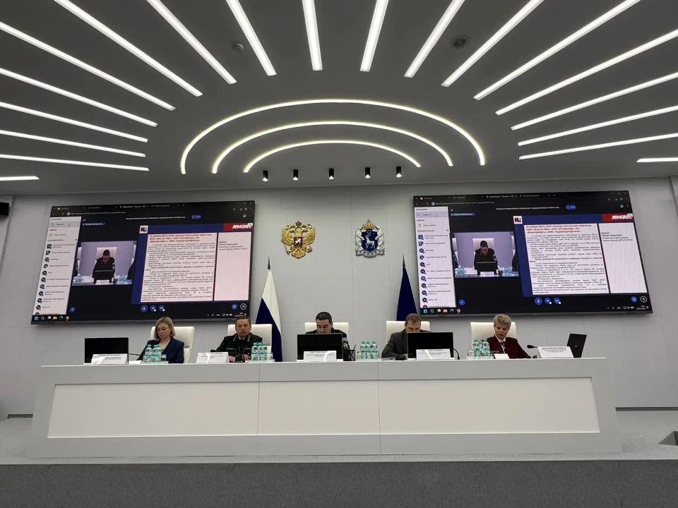 В Салехарде прошла консультативная встреча с представителями нефтегазовых компаний
