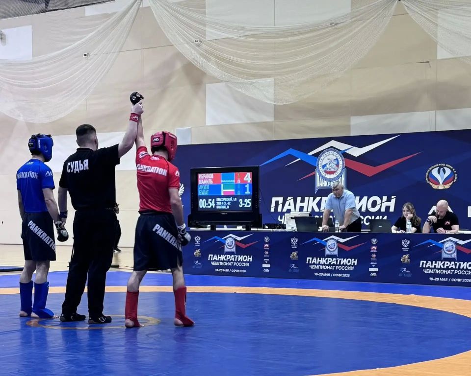 Новоуренгойские спортсмены завоевали два серебра на чемпионате России по панкратиону в Сочи Новоуренгойские спортсмены завоевали два серебра на чемпионате России по панкратиону в Сочи