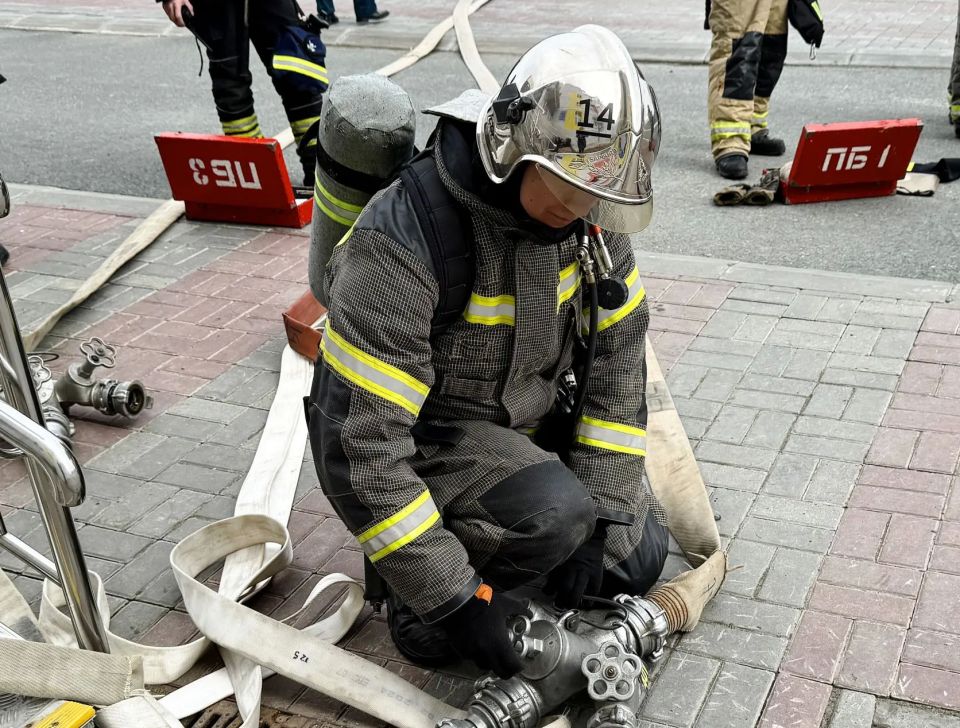 В детском саду «Ромашка» города Лабытнанги прошли плановые пожарно-тактические учения В детском саду «Ромашка» города Лабытнанги прошли плановые пожарно-тактические учения