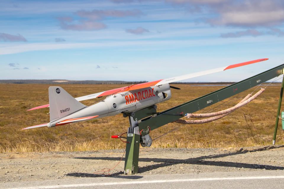Беспилотник «Лунь-20» контролирует паводковую обстановку в Пуровском районе