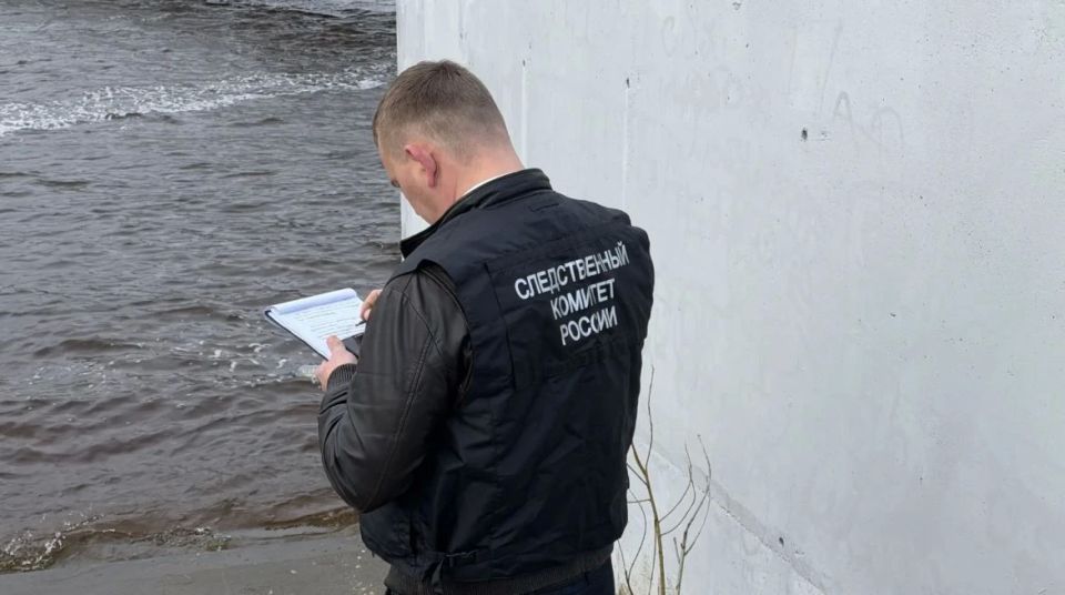 В Салехарде возбуждено уголовное дело после обнаружения тела подростка в реке Преображенка