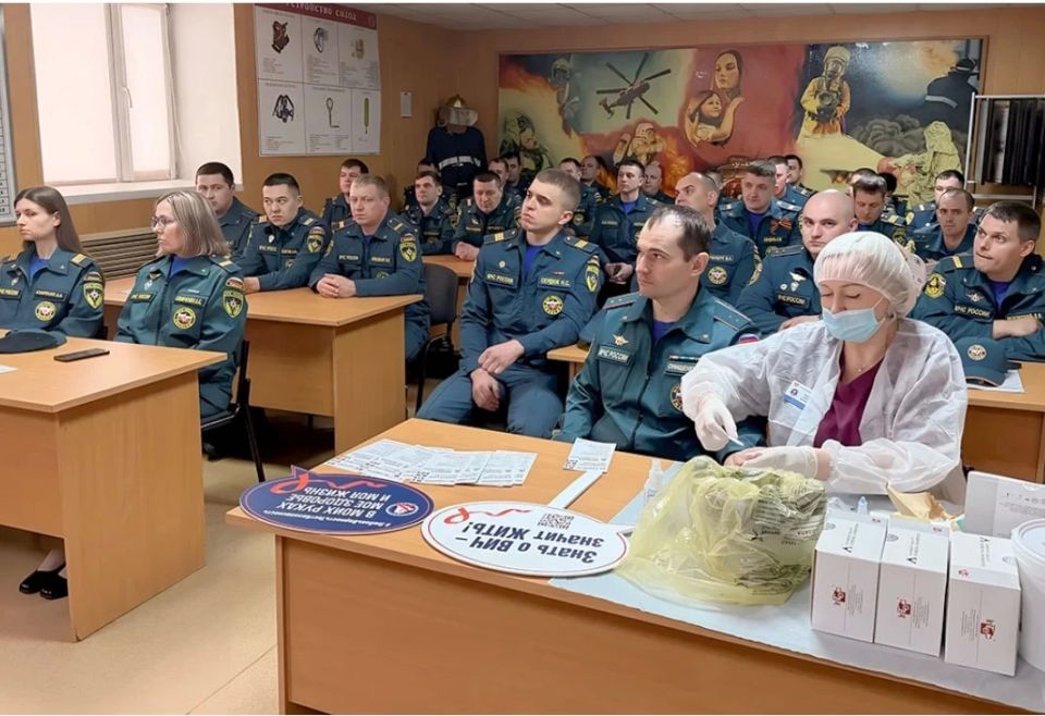 Знать о ВИЧ – значит жить! Знать о ВИЧ – значит жить!