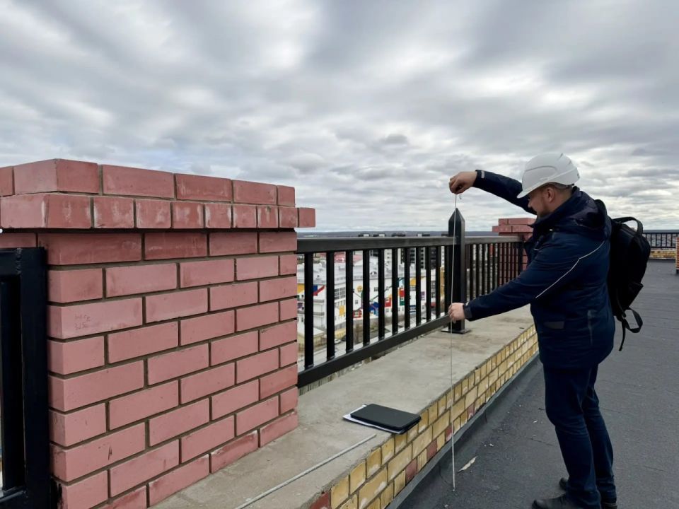 В Салехарде продолжается строительство девятиэтажного дома на 132 квартиры В Салехарде продолжается строительство девятиэтажного дома на 132 квартиры