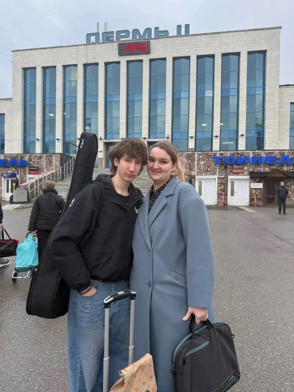Две недели, семь городов и 12 наград Две недели, семь городов и 12 наград