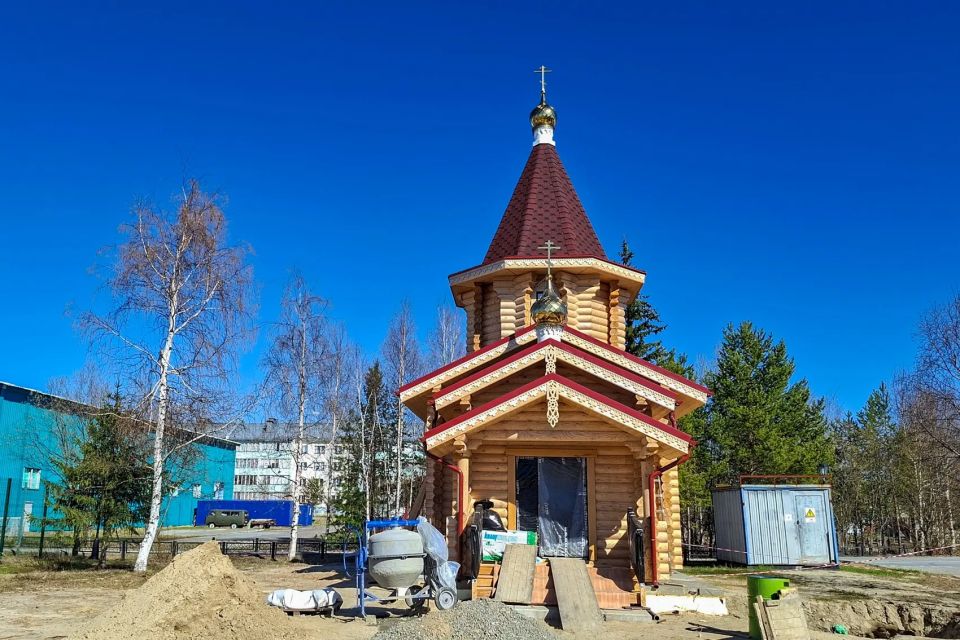 В этом году в поселке Ягельном завершим строительство часовни в честь новомученников и исповедников Российских В этом году в поселке Ягельном завершим строительство часовни в честь новомученников и исповедников Российских