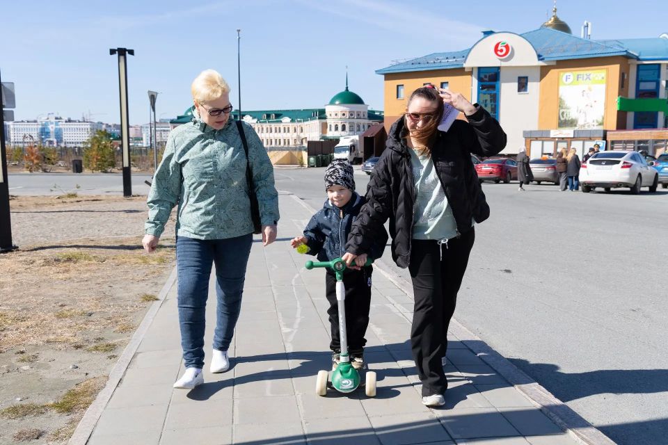 В Салехарде состоялась профилактическая акция «Безопасный переход» В Салехарде состоялась профилактическая акция «Безопасный переход»