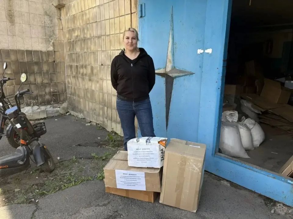 Ямальцы передали гуманитарную помощь детям Волновахи