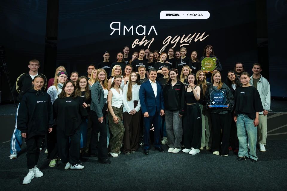 Дмитрий Артюхов: Встретился с нашей творческой молодёжью Дмитрий Артюхов: Встретился с нашей творческой молодёжью