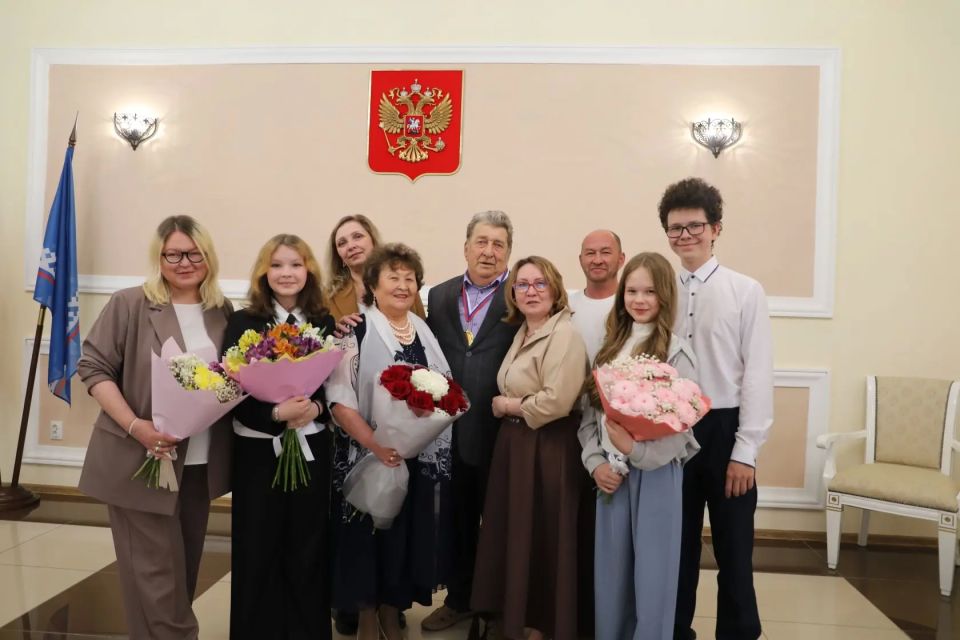 Александр Фёдорович и Наталья Александровна Горшковы отметили золотую свадьбу - 50 лет супружеской жизни! Александр Фёдорович и Наталья Александровна Горшковы отметили золотую свадьбу - 50 лет супружеской жизни!