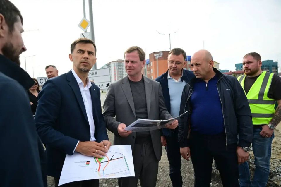 Антон Колодин: Продолжаем преображение озера Молодёжное Антон Колодин: Продолжаем преображение озера Молодёжное
