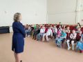 В Ноябрьске помощник следователя провела беседу о безопасности на воде для школьников