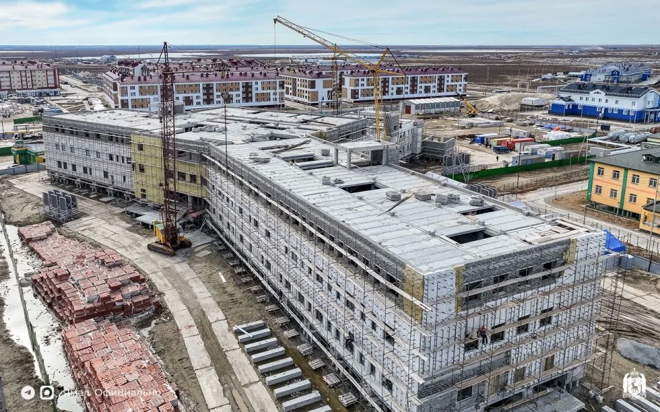 Дмитрий Артюхов провёл рабочий день в Тазовском районе Дмитрий Артюхов провёл рабочий день в Тазовском районе