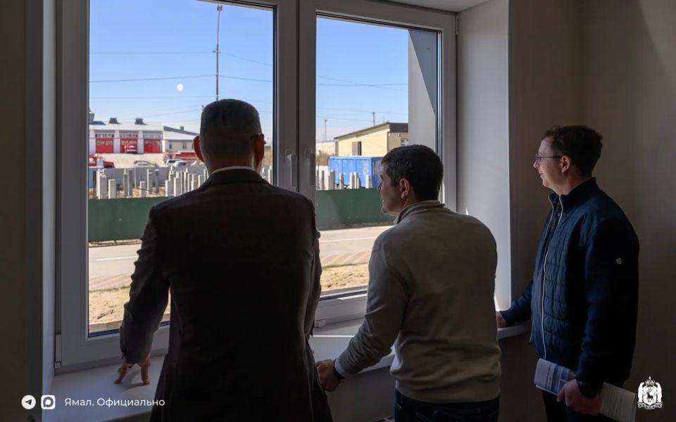 Дмитрий Артюхов провёл рабочий день в Тазовском районе Дмитрий Артюхов провёл рабочий день в Тазовском районе