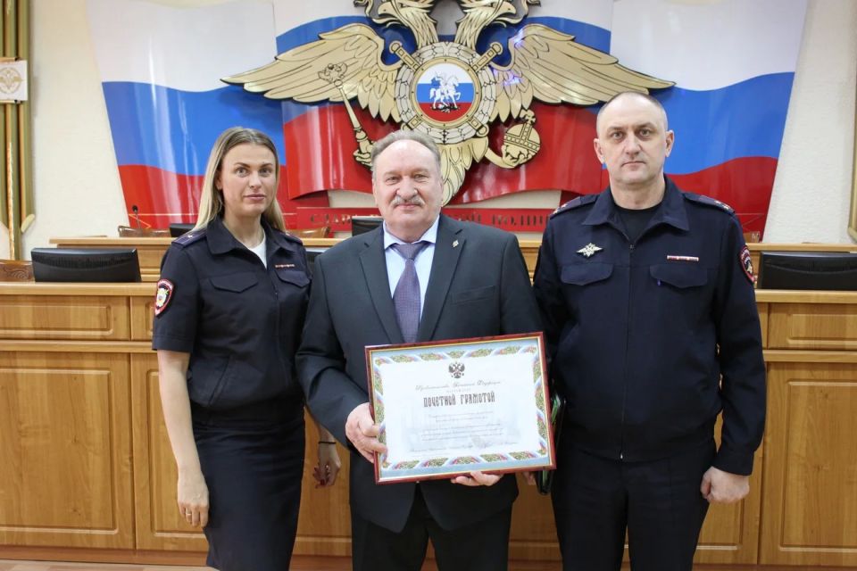 Почетной грамотой Правительства Российской Федерации за большой вклад в развитие ветеранского движения, достигнутые успехи в работе по социальной поддержке ветеранов и патриотическому воспитанию молодежи награждена... Почетной грамотой Правительства Российской Федерации за большой вклад в развитие ветеранского движения, достигнутые успехи в работе по социальной поддержке ветеранов и патриотическому воспитанию молодежи награждена...
