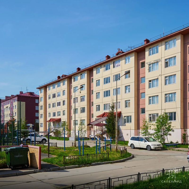 В Салехарде во дворе дома на Матросова, 36 появится современная спортивная площадка В Салехарде во дворе дома на Матросова, 36 появится современная спортивная площадка