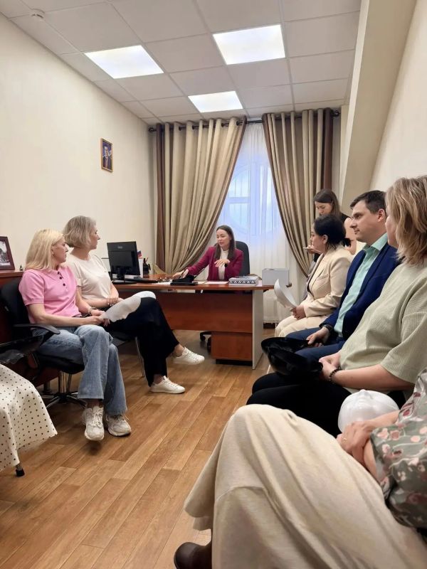 Член Общественной палаты Ямала Элеонора Вашкевич провела игру «Честность и порок» для сотрудников Службы госохраны культурного наследия ЯНАО