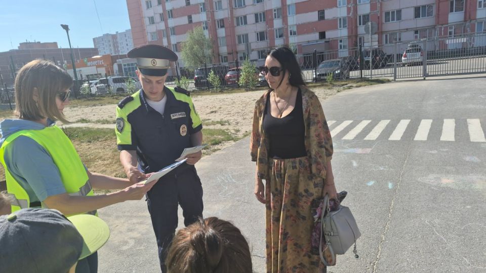 В Новом Уренгое автоинспекторы провели «Родительский патруль» В Новом Уренгое автоинспекторы провели «Родительский патруль»