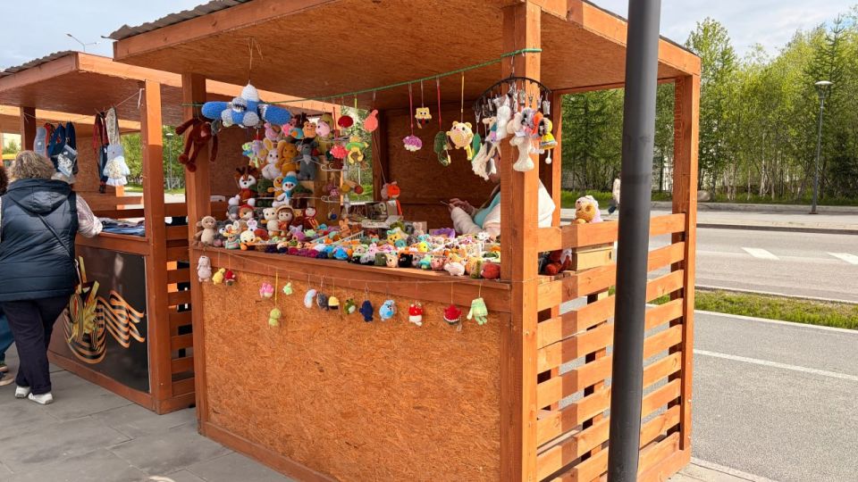 В Салехарде проходит ярмарка ремёсел В Салехарде проходит ярмарка ремёсел