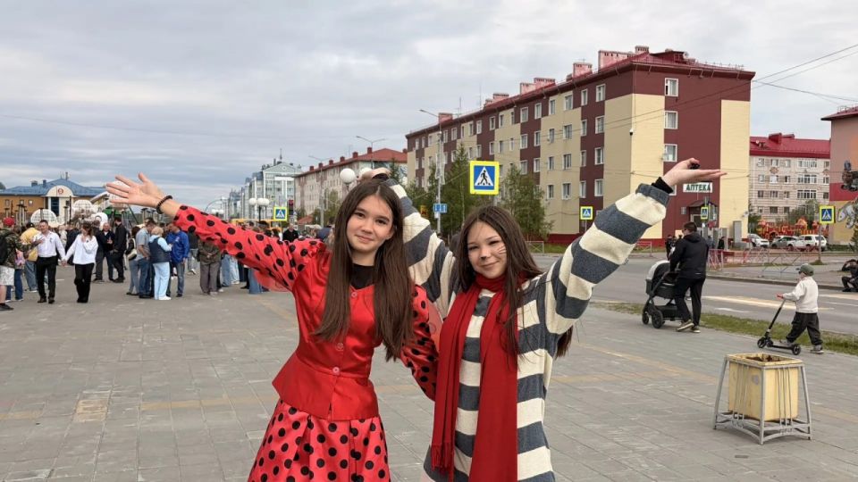 Фоторепортаж с празднования Дня России в Салехарде Фоторепортаж с празднования Дня России в Салехарде