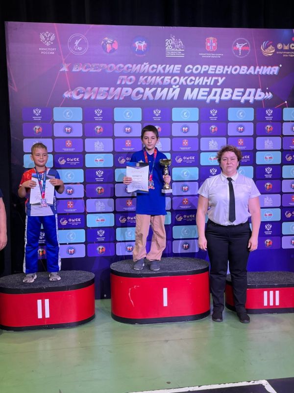 Медальный зачёт: как спортсмены из Салехарда выступили на турнире по кикбоксингу Медальный зачёт: как спортсмены из Салехарда выступили на турнире по кикбоксингу