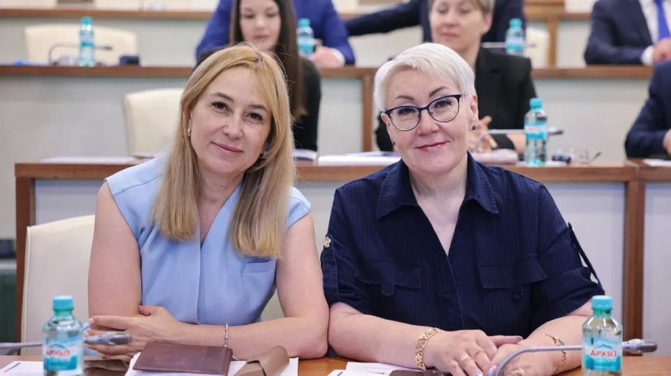 В Салехарде стартовал двухдневный семинар для руководителей территориальных избиркомов В Салехарде стартовал двухдневный семинар для руководителей территориальных избиркомов