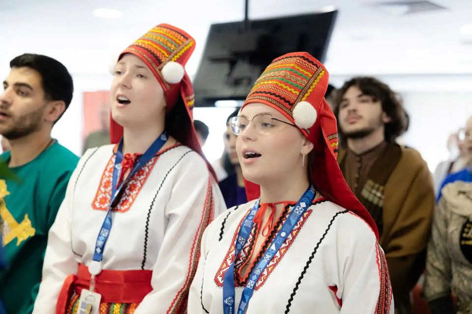 Ямальская молодежь представила регион на VI Всероссийском форуме «Диалог культур» в Нижнем Новгороде Ямальская молодежь представила регион на VI Всероссийском форуме «Диалог культур» в Нижнем Новгороде