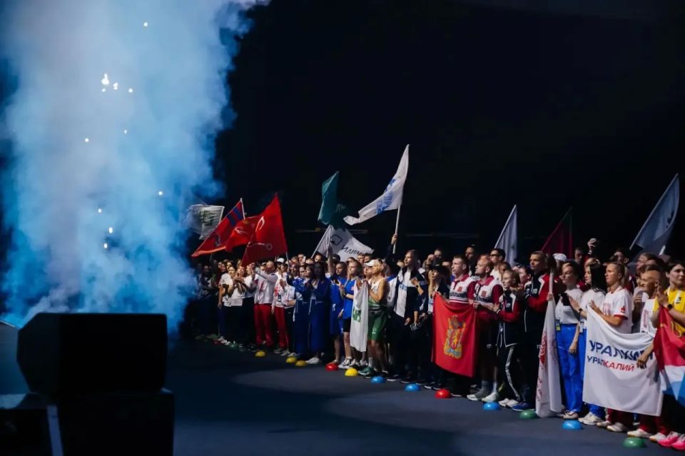 Алексей Романов: Ноябрьск впервые на Ямале стал площадкой для Всероссийского фестиваля ГТО среди трудовых коллективов Алексей Романов: Ноябрьск впервые на Ямале стал площадкой для Всероссийского фестиваля ГТО среди трудовых коллективов
