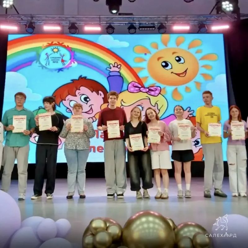 5 797 задач, 33 экскурсии, 15 футбольных матчей 5 797 задач, 33 экскурсии, 15 футбольных матчей