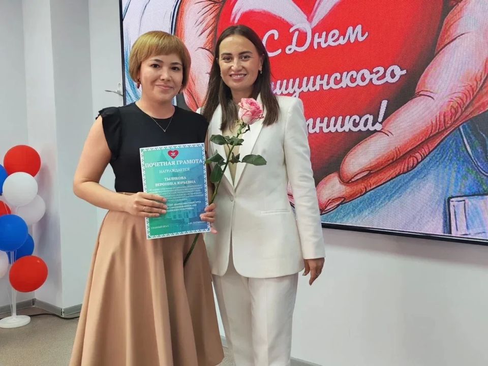 В канун профессионального праздника ямальская медицина принимают поздравления В канун профессионального праздника ямальская медицина принимают поздравления