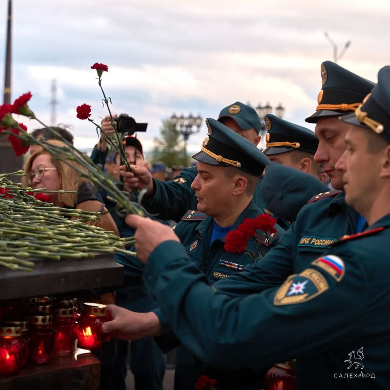 День памяти и скорби - день нашей общей боли и благодарности поколению, выстоявшему в самой страшной войне в истории человечества День памяти и скорби - день нашей общей боли и благодарности поколению, выстоявшему в самой страшной войне в истории человечества