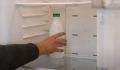 Почему молоко не стоит хранить на дверце холодильника: советы экспертов