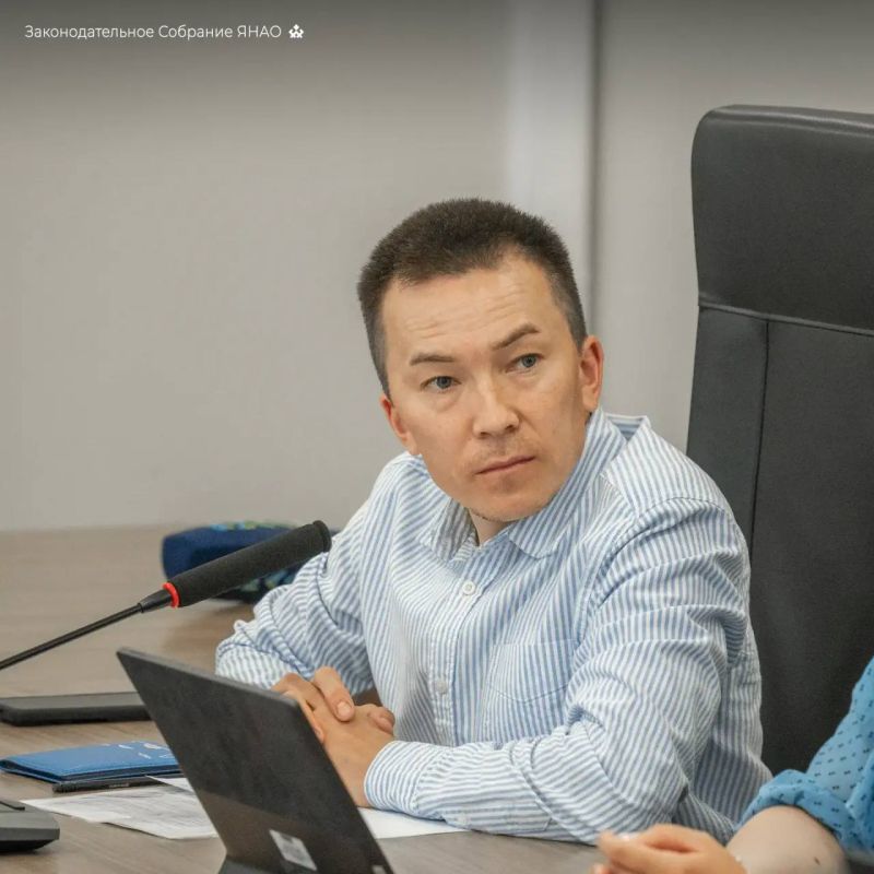В ямальском парламенте запустили проект «Единство ради Победы» – интерактивную выставку об участниках ВОВ разных национальностей В ямальском парламенте запустили проект «Единство ради Победы» – интерактивную выставку об участниках ВОВ разных национальностей