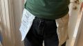 Выворачивать одежду перед стиркой: стоит ли это делать?
