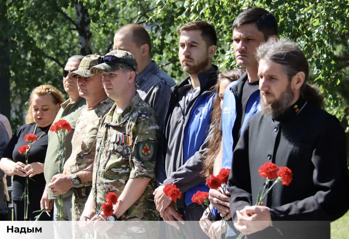 Дмитрий Артюхов: В День ветеранов боевых действий чтим тех, кто защищал Родину, близких и право на мирную жизнь Дмитрий Артюхов: В День ветеранов боевых действий чтим тех, кто защищал Родину, близких и право на мирную жизнь