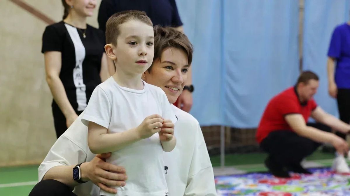 Друзья, отличные новости для активных семей! Погода наладилась - и в эту субботу, 4 июля, состоятся семейные спортивные эстафеты Друзья, отличные новости для активных семей! Погода наладилась - и в эту субботу, 4 июля, состоятся семейные спортивные эстафеты
