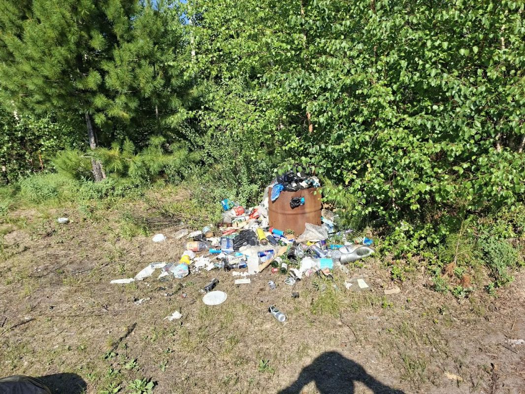 Зона отдыха близ Красноселькупа стала чище Зона отдыха близ Красноселькупа стала чище