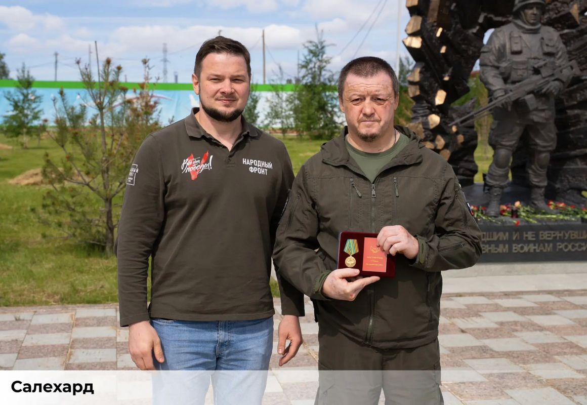 Дмитрий Артюхов: В День ветеранов боевых действий чтим тех, кто защищал Родину, близких и право на мирную жизнь Дмитрий Артюхов: В День ветеранов боевых действий чтим тех, кто защищал Родину, близких и право на мирную жизнь
