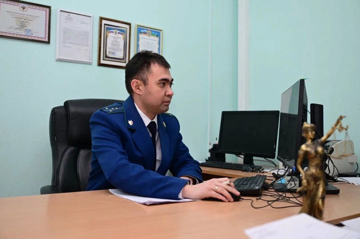 Прокуратура Нового Уренгоя потребовала назначить и выплатить женщине пособие в связи с рождением и воспитанием ребенка