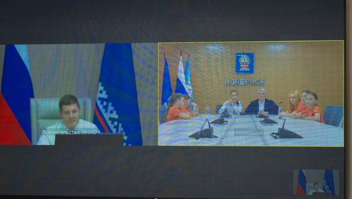 Дмитрий Артюхов поддержал инициативы ямальцев на личном приёме Дмитрий Артюхов поддержал инициативы ямальцев на личном приёме
