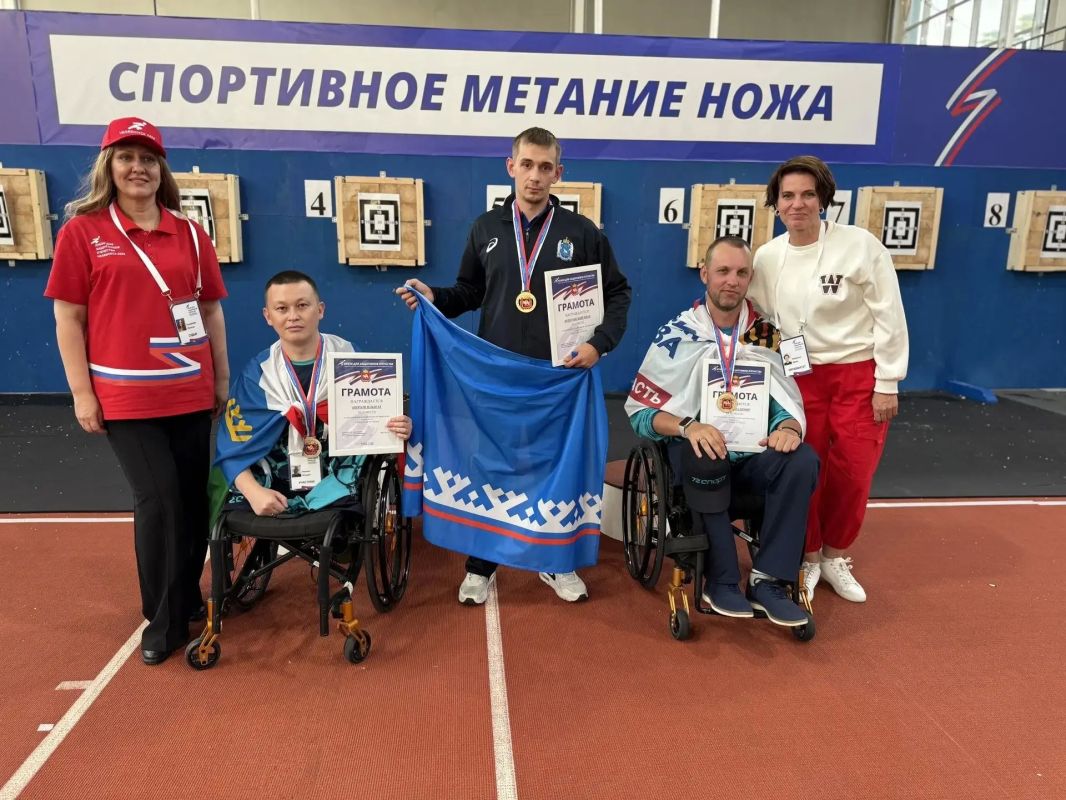 В яблочко!. Ямальские спортсмены завоевали две награды на Кубке полномочного представителя Президента РФ в УрФО по спортивному метанию ножа