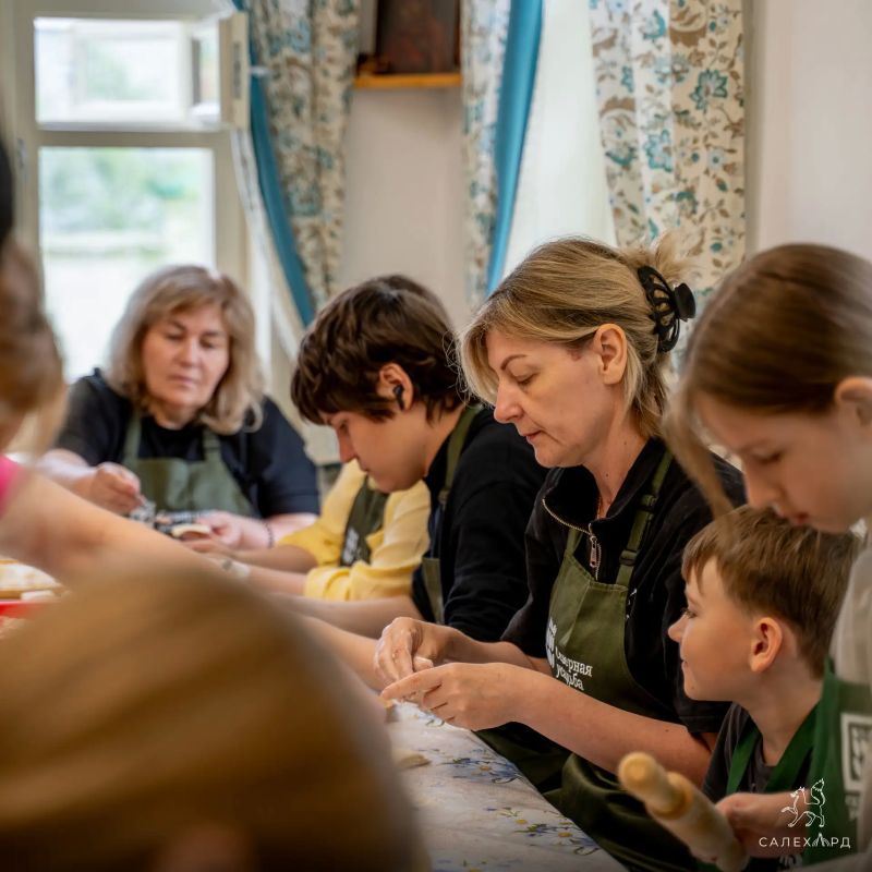 «Сила солдата - в семье». Под таким названием в Комплексе городской усадьбы в Салехарде прошла очередная встреча для родных участников СВО «Сила солдата - в семье». Под таким названием в Комплексе городской усадьбы в Салехарде прошла очередная встреча для родных участников СВО