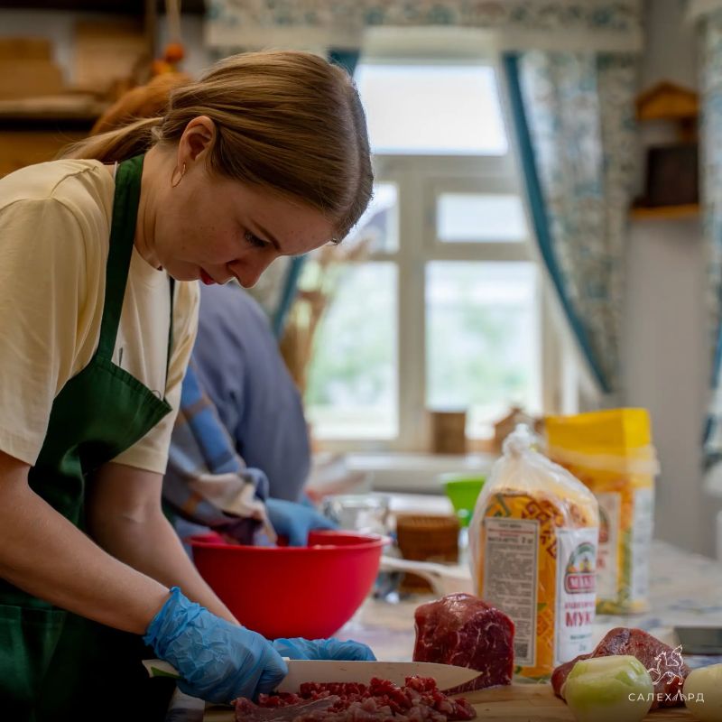 «Сила солдата - в семье». Под таким названием в Комплексе городской усадьбы в Салехарде прошла очередная встреча для родных участников СВО «Сила солдата - в семье». Под таким названием в Комплексе городской усадьбы в Салехарде прошла очередная встреча для родных участников СВО