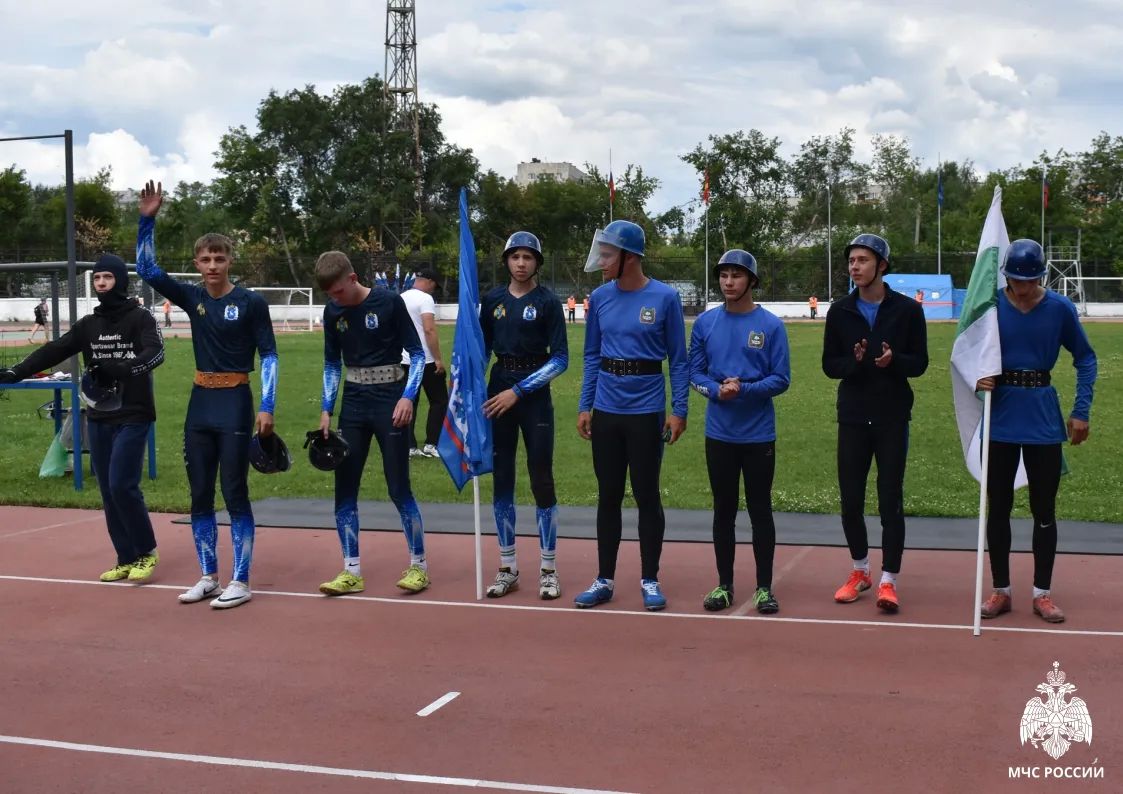 Спортсмены ЯНАО достойно выступили на Межрегиональных соревнованиях по пожарно-спасательному спорту Спортсмены ЯНАО достойно выступили на Межрегиональных соревнованиях по пожарно-спасательному спорту